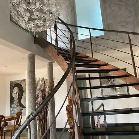 Villa Victoria 67 *