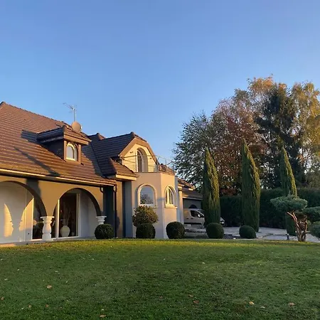 Victoria 67 Villa