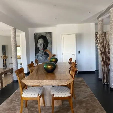 Villa Victoria 67