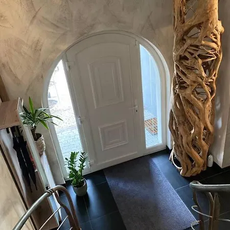 Villa Victoria 67 *